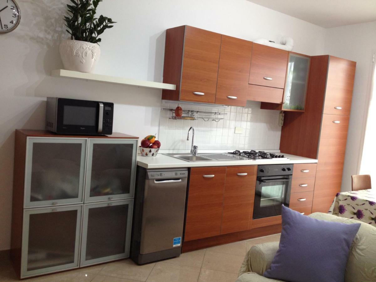 Aloe Beach Apartments, Ombrellone, Parcheggio E Uso Di Biciclette Gratis Rimini Luaran gambar