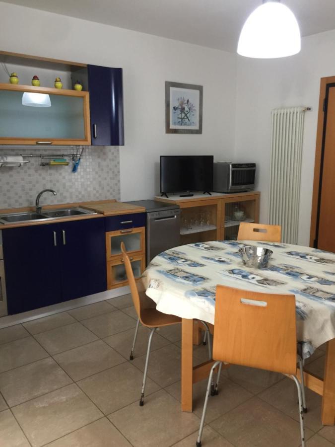 Aloe Beach Apartments, Ombrellone, Parcheggio E Uso Di Biciclette Gratis Rimini Luaran gambar